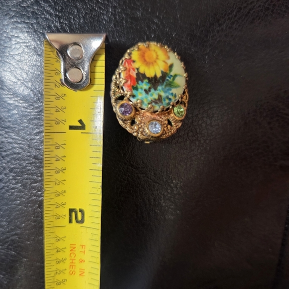 VTG West Germany Earrings Porcelain Floral Rhinestone Gold Tone Filagree Clip-On - Picture 5 of 5